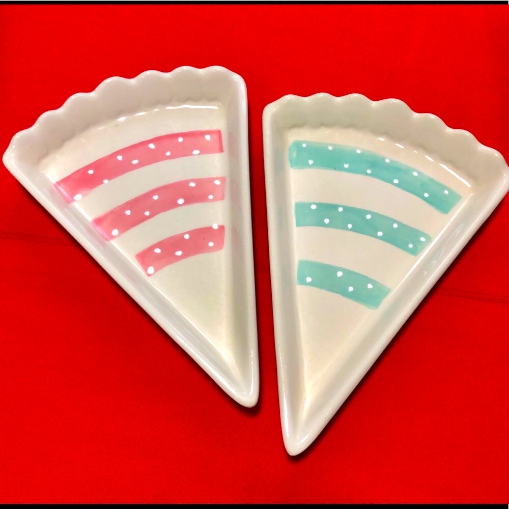 Ceramic pie dishes